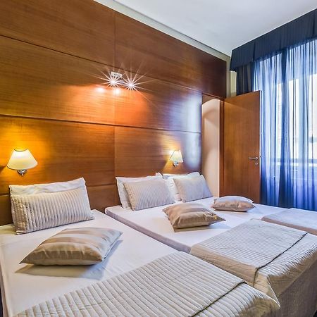Rovati Guesthouse Рим Экстерьер фото