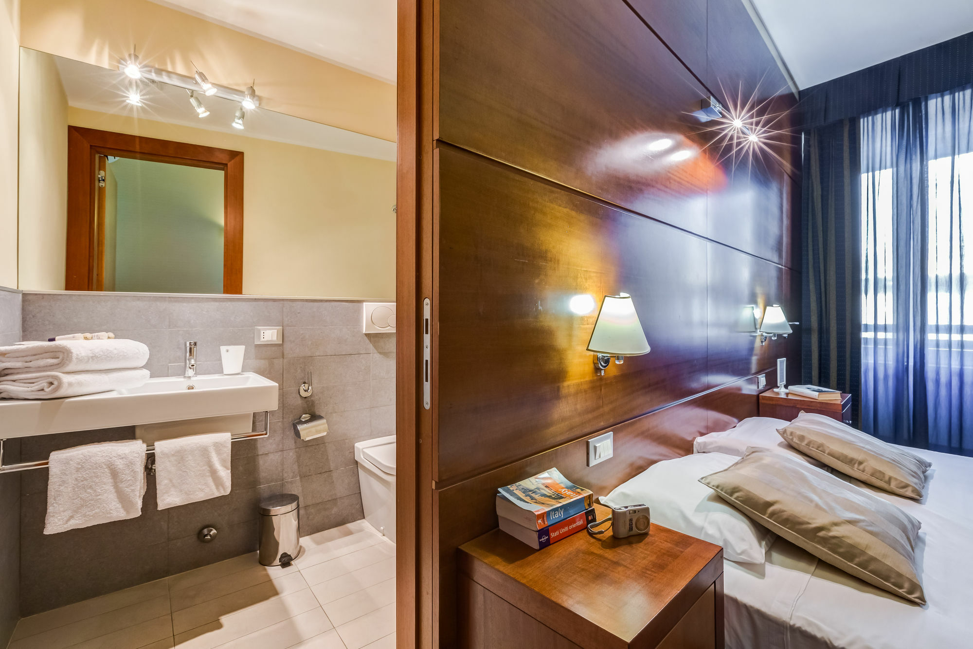 Rovati Guesthouse Рим Экстерьер фото