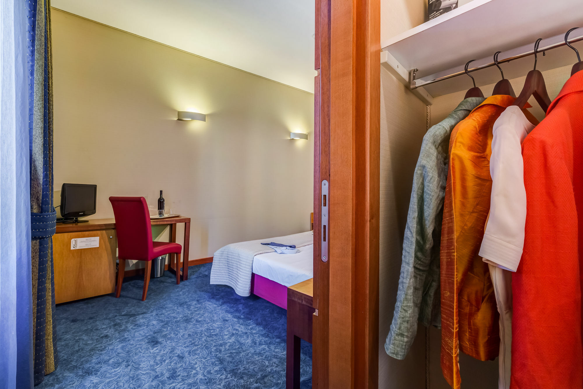 Rovati Guesthouse Рим Экстерьер фото