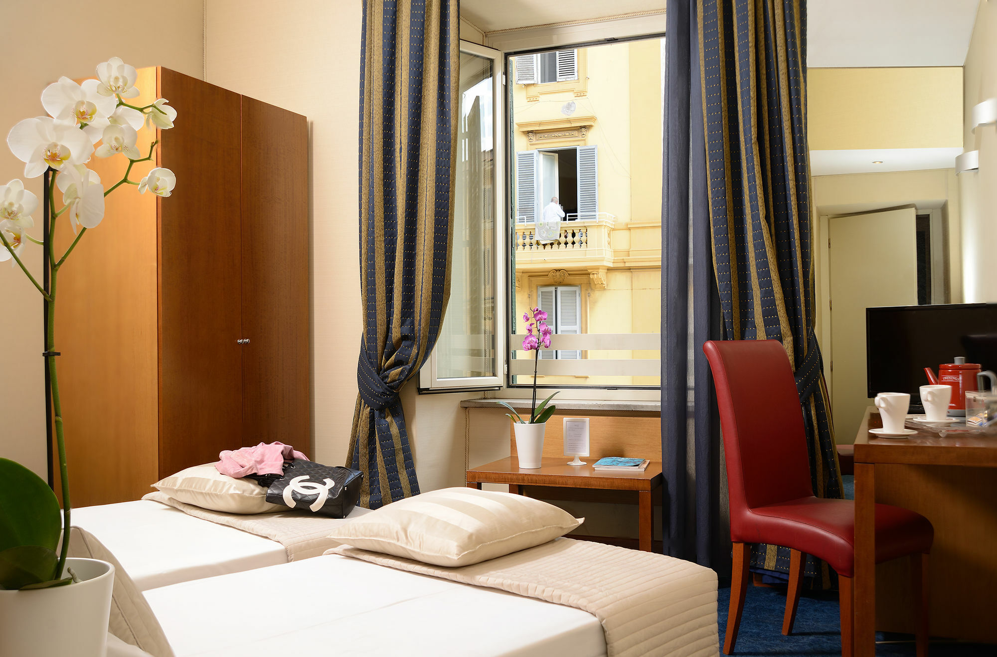 Rovati Guesthouse Рим Экстерьер фото